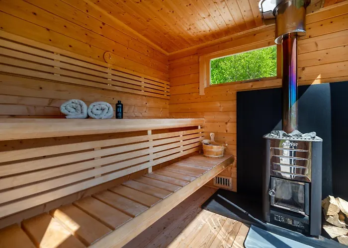Cosy Place With Sauna In Peaceful Surroundings